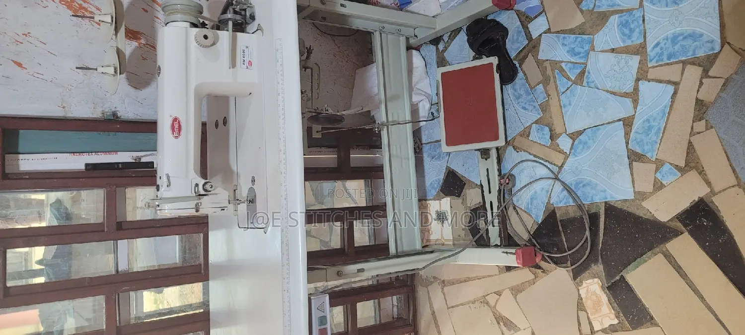 Emel Industrial Straight Sewing Machine