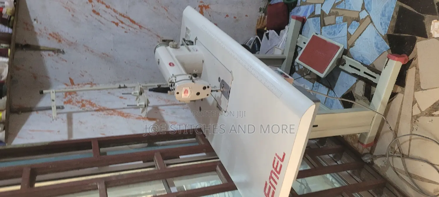Emel Industrial Straight Sewing Machine