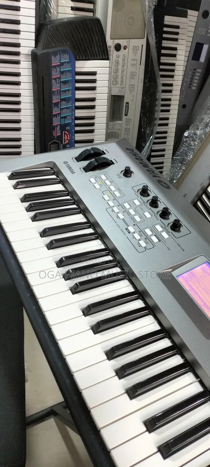 Yamaha Mm6 Digital Workstation Synthesizer Keyboard