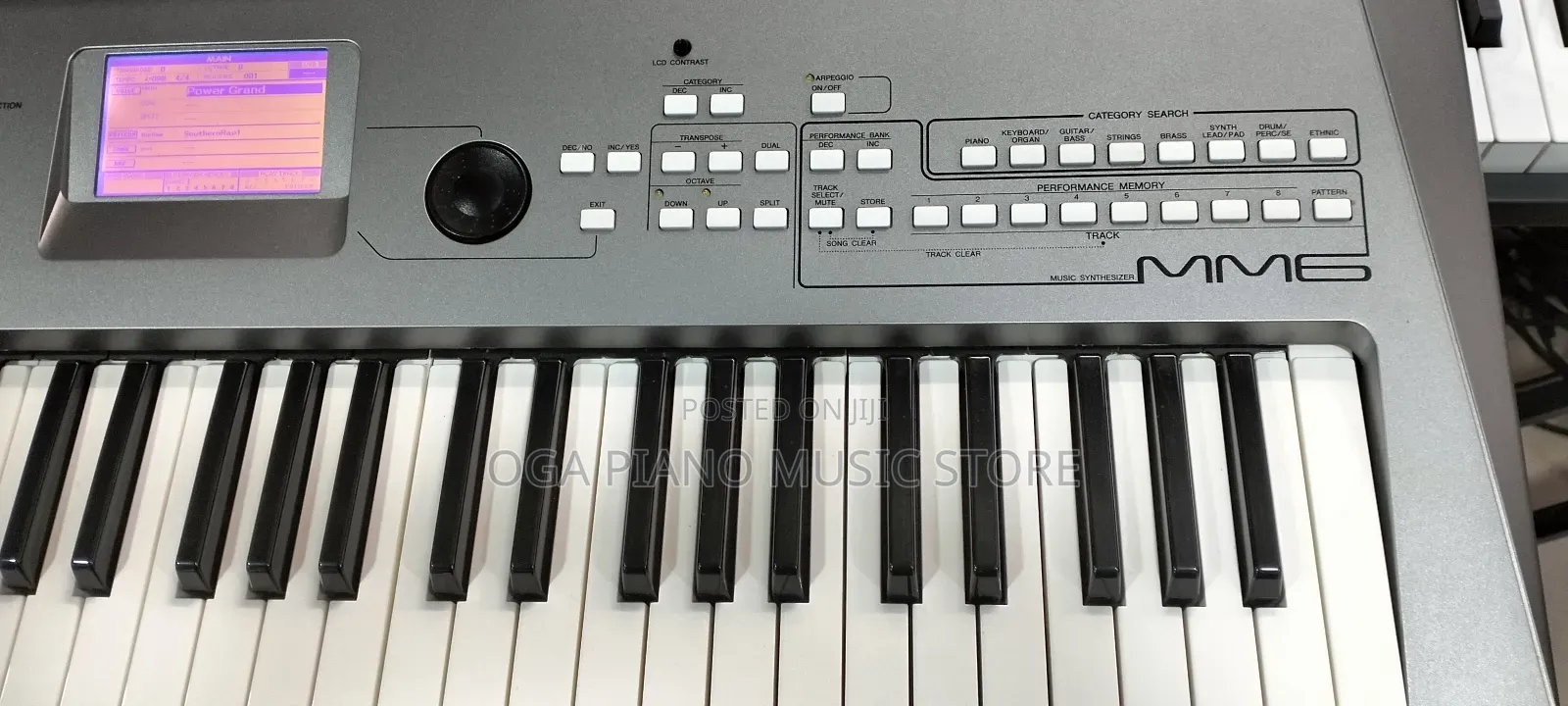 Yamaha Mm6 Digital Workstation Synthesizer Keyboard