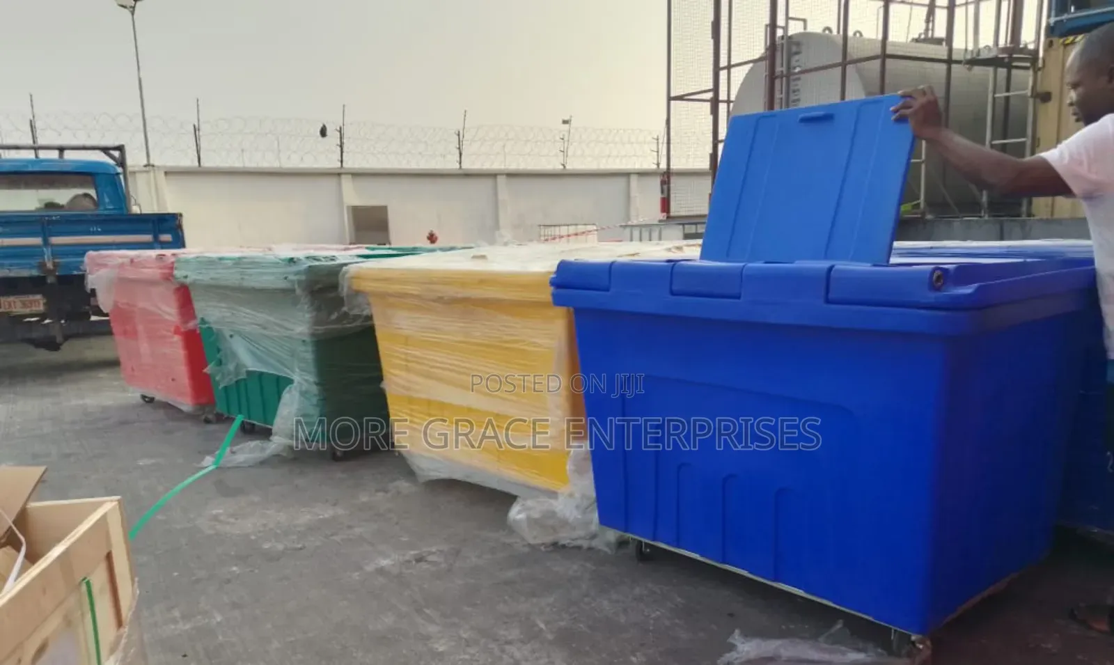 1100 Litres Geepee Dustbin