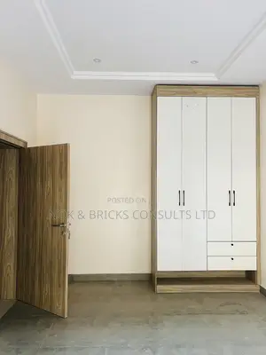 4bdrm Duplex in Bricks Luxury Court, Wuye for rent