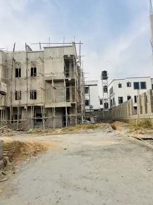 5bdrm Duplex in Cvc, Wuye for sale