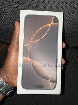 New Apple iPhone 16 Pro Max 256 GB Black