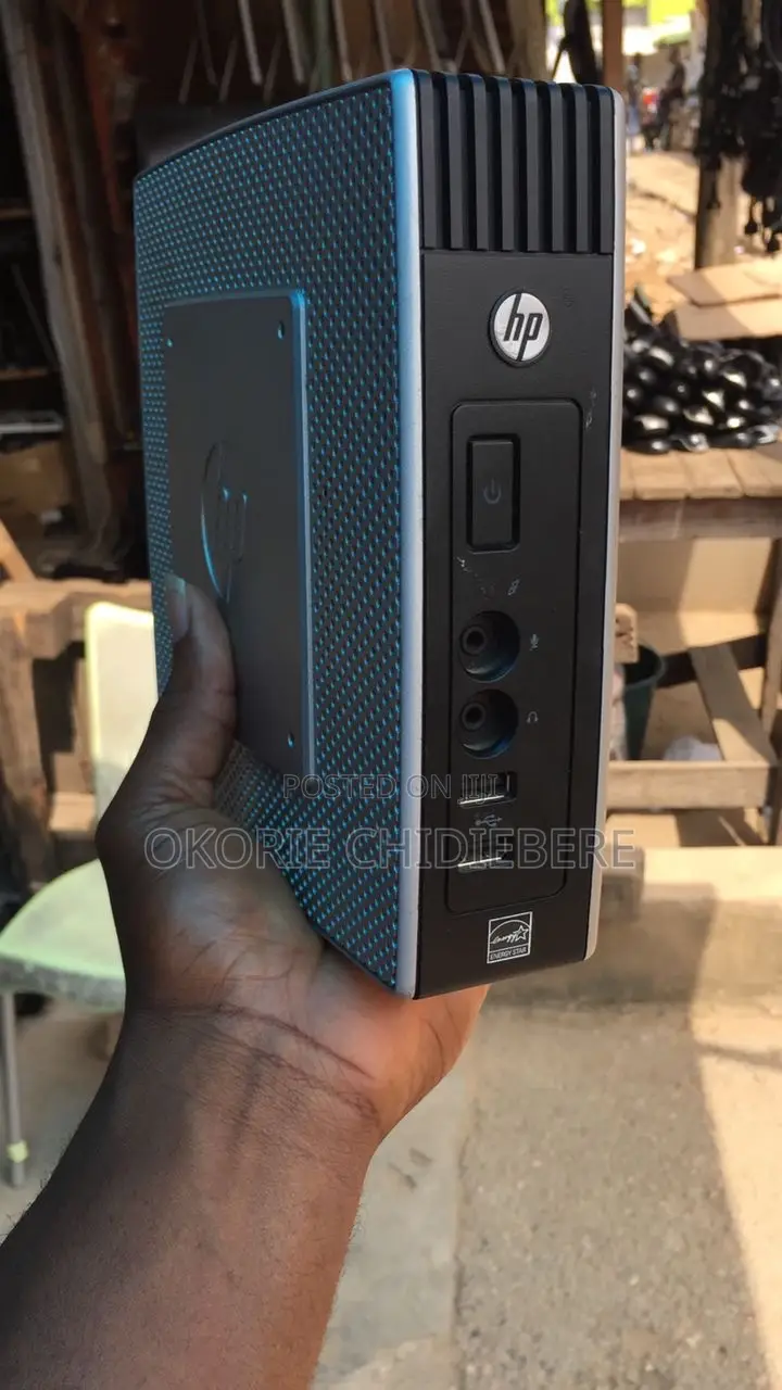 Desktop Computer HP T420 4GB AMD SSD 16 GB