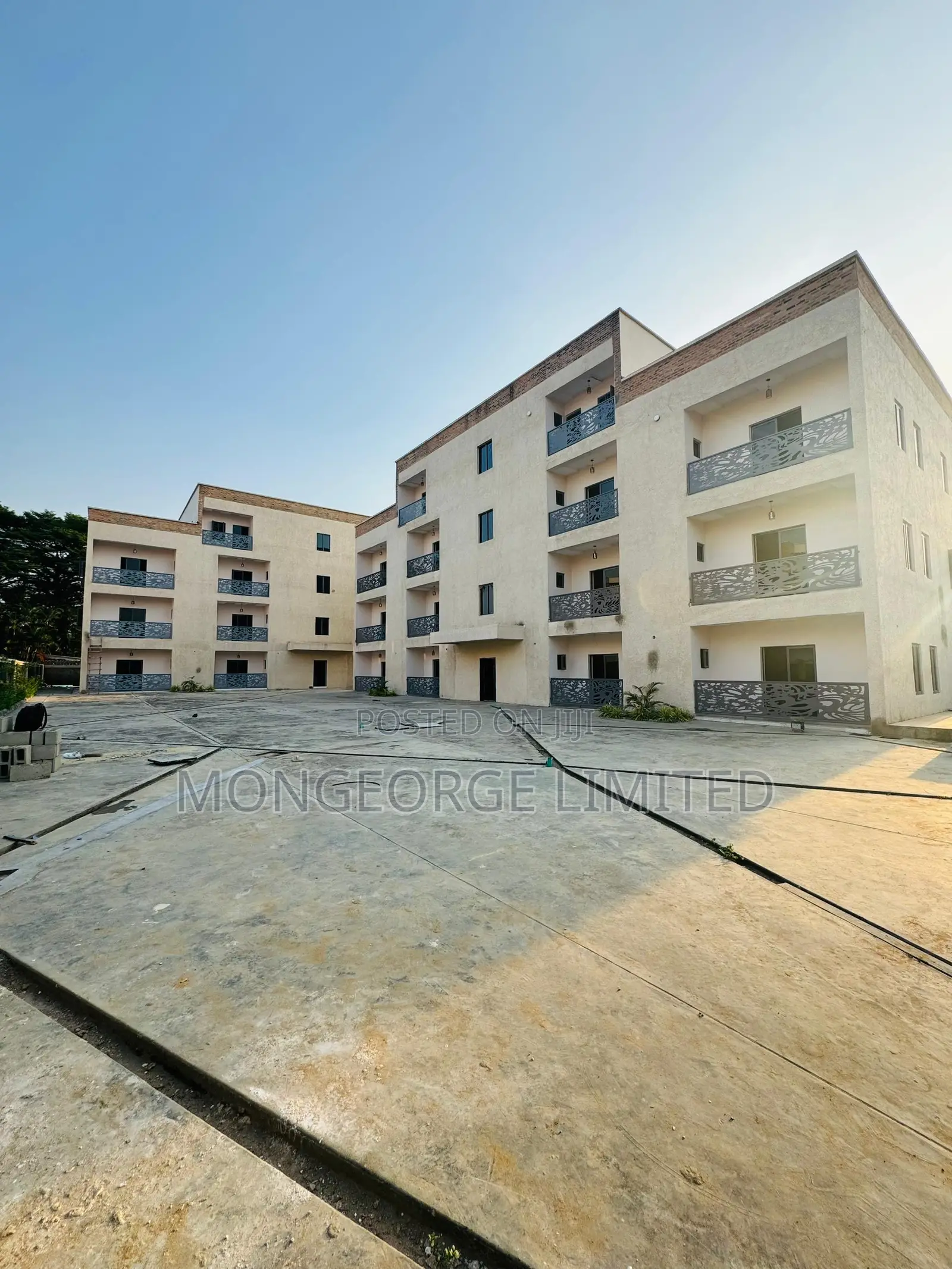Spaciously Built 3 Bedroom Apartment With Elevator and Pool