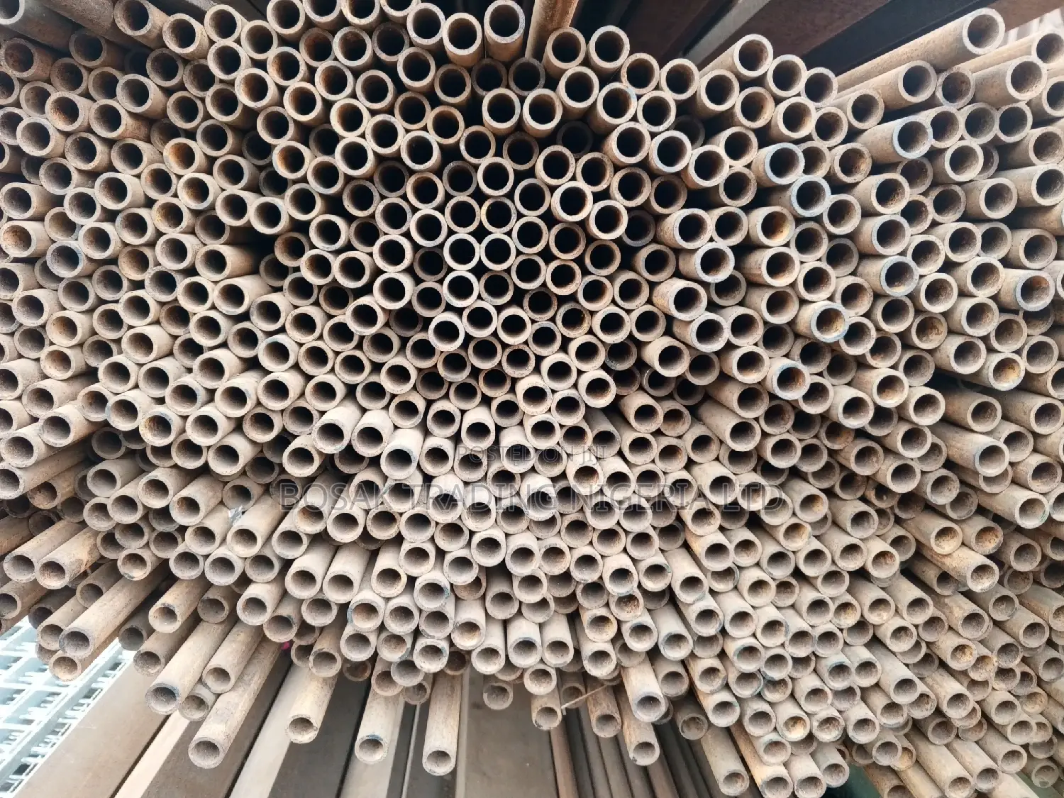 Round Pipe 11⁄2" 1.5mm
