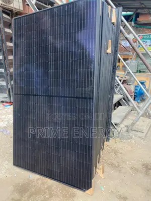 All-black 450w Solar Panels
