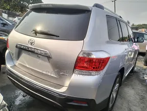 Toyota Highlander Limited V6 4x4 2007 Silver