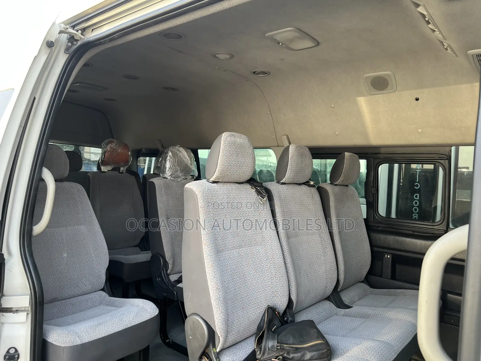Toyota HiAce 2017 White
