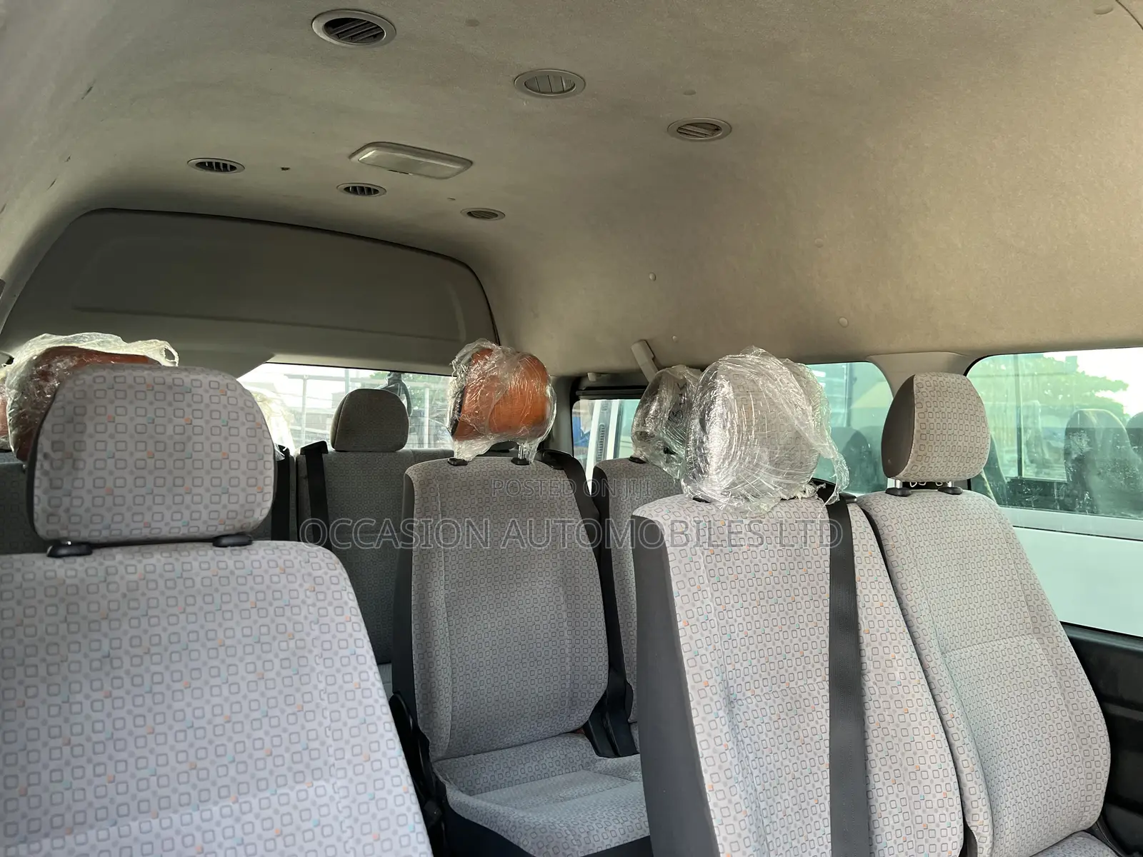 Toyota HiAce 2017 White