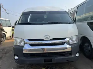 Toyota HiAce 2017 White