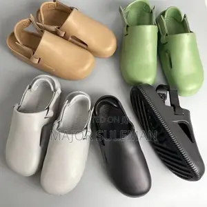 Photo - Breathable Slippers