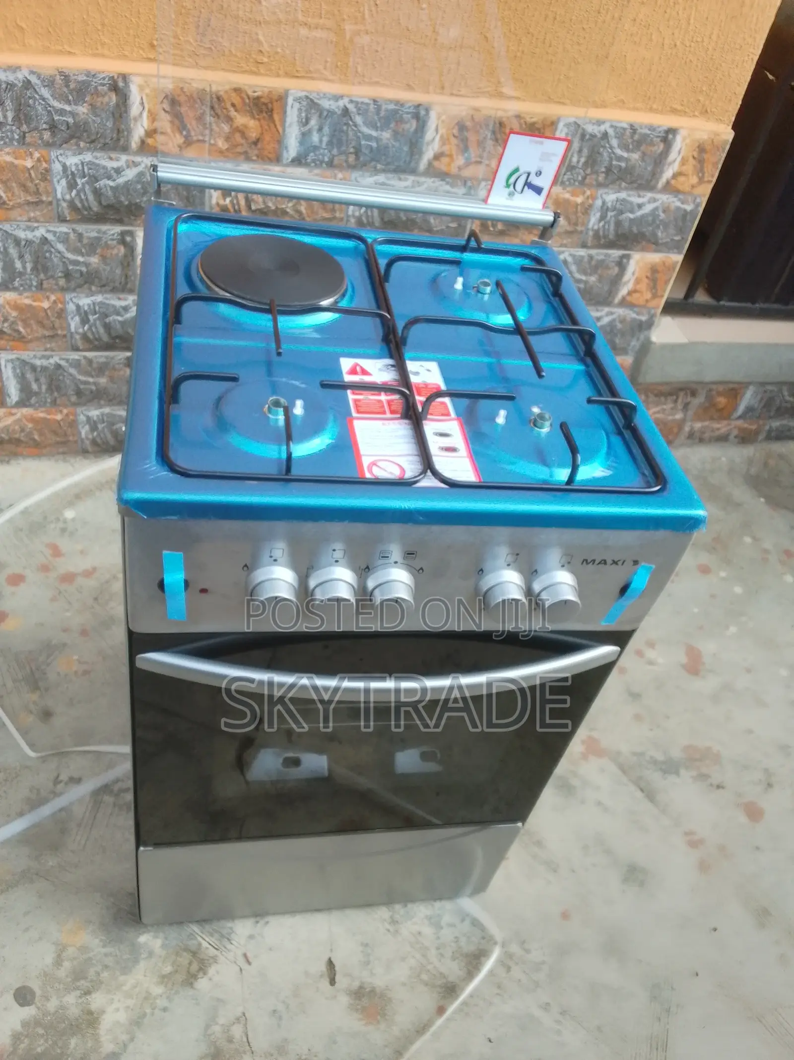 Available Silver 3+1 Maxi Gas Cooker +Oven