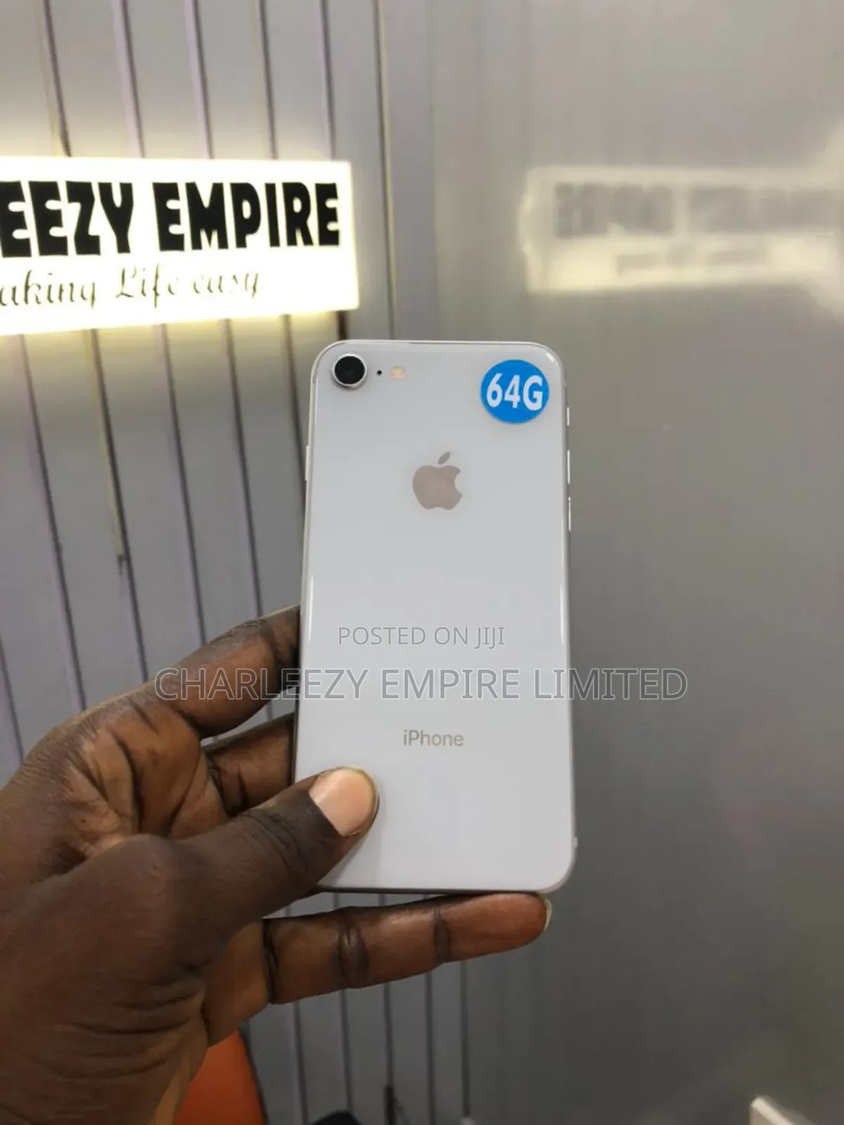 Apple iPhone 8 64 GB White
