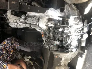 Toyota Hilux 2tr Engine 2010/2012 Model Japanese Used