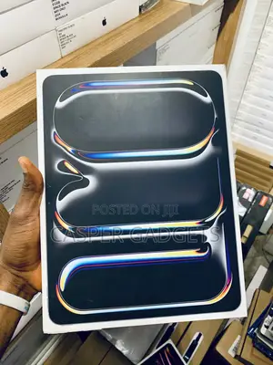 New Apple iPad Pro 13 (2024) 256 GB Silver