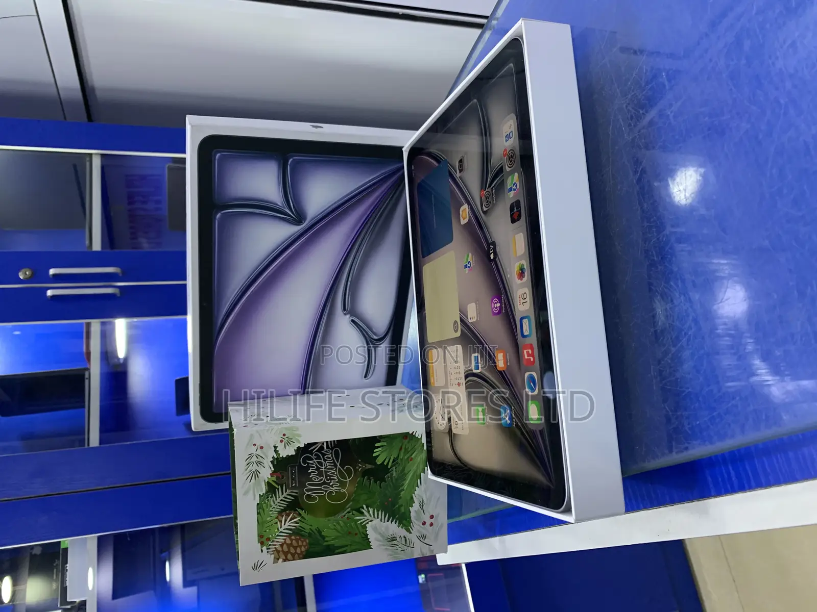 Apple iPad Air (2022) 128 GB Gray
