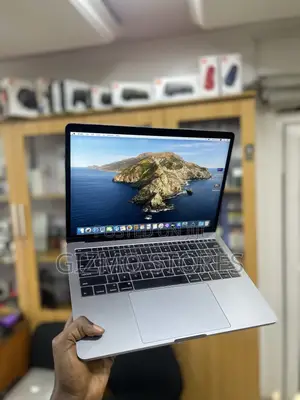 Laptop Apple MacBook Pro 2016 16GB Intel Core I7 SSD 512GB