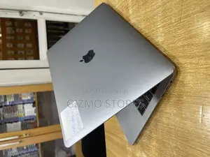 Laptop Apple MacBook Pro 2019 16GB Intel Core I5 SSD 256GB