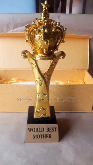 Award Plaque, Trophy and Certificate Award