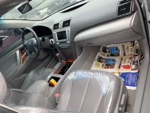 Toyota Camry 2009 Silver