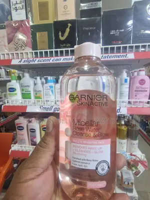 Garner Micellar Rose Cleansing Water