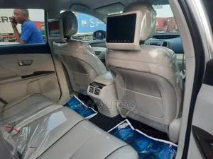 Toyota Venza V6 AWD 2011 Silver
