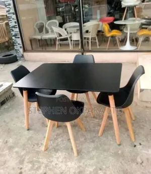 Imported Exotic Table With 4 Chair