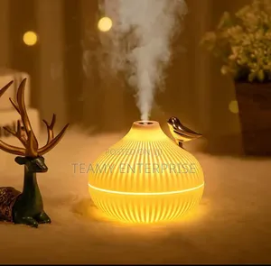 Air Humidifier Mini Water Aroma Diffuser With Warm LED Light