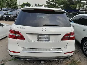 Mercedes-Benz M Class 2015 White