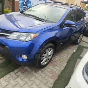 Toyota RAV4 2015 Blue