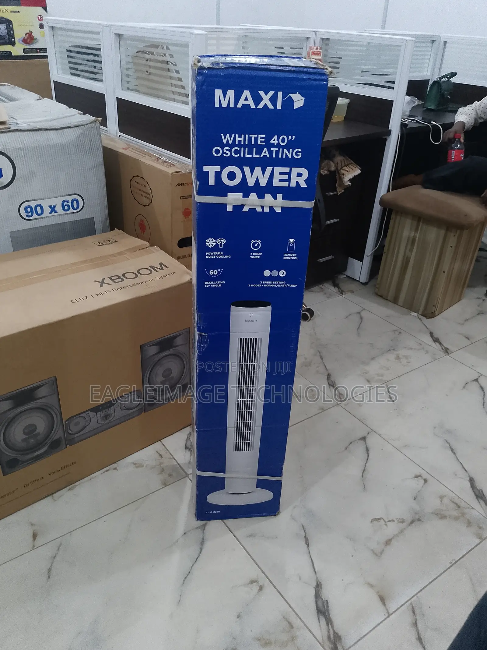 Low Vibration Maxi 40'' Oscillating Tower Fan