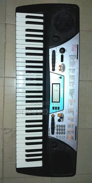 Photo - YAMAHA PSR 170 Standard Keyoard (Direct UK Used Like New)