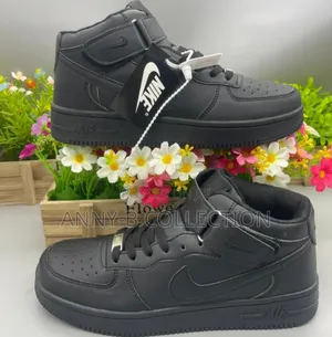 Quality Plain Black Ankle Nike Sneakers