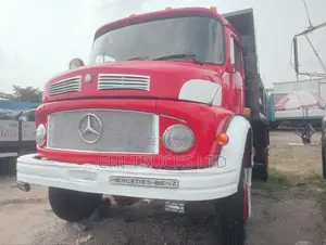M/Benz Tipping Truck 911 With Auxiliary