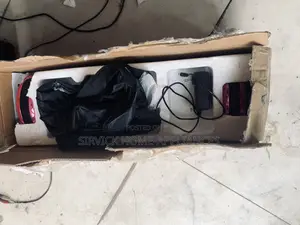 Brand New Hoverboard Bluetooth and Strong Battery
