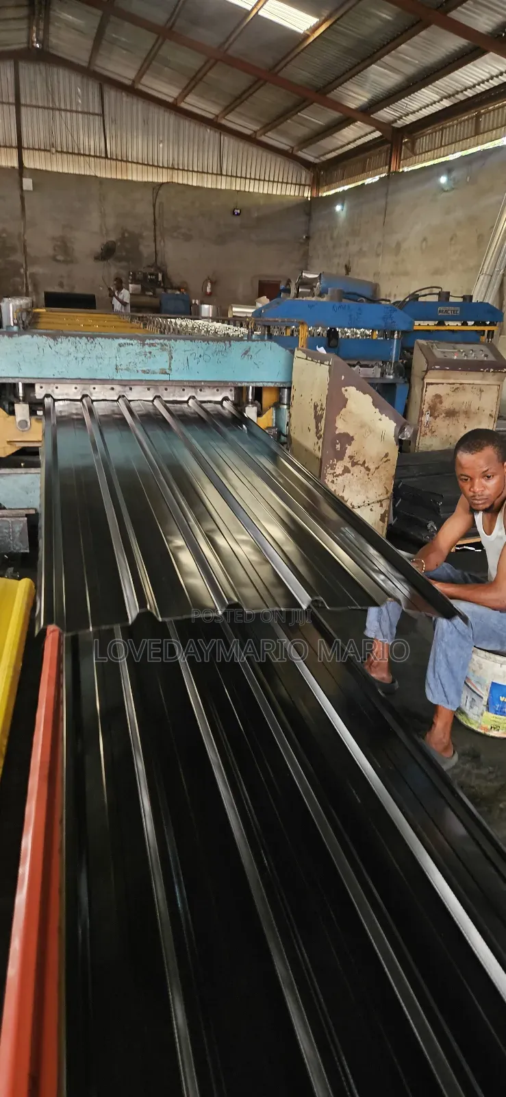 Metral Corrugation