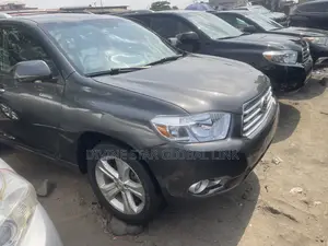 Toyota Highlander 2010 Gray
