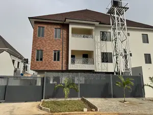 5bdrm Duplex in Jahi for sale