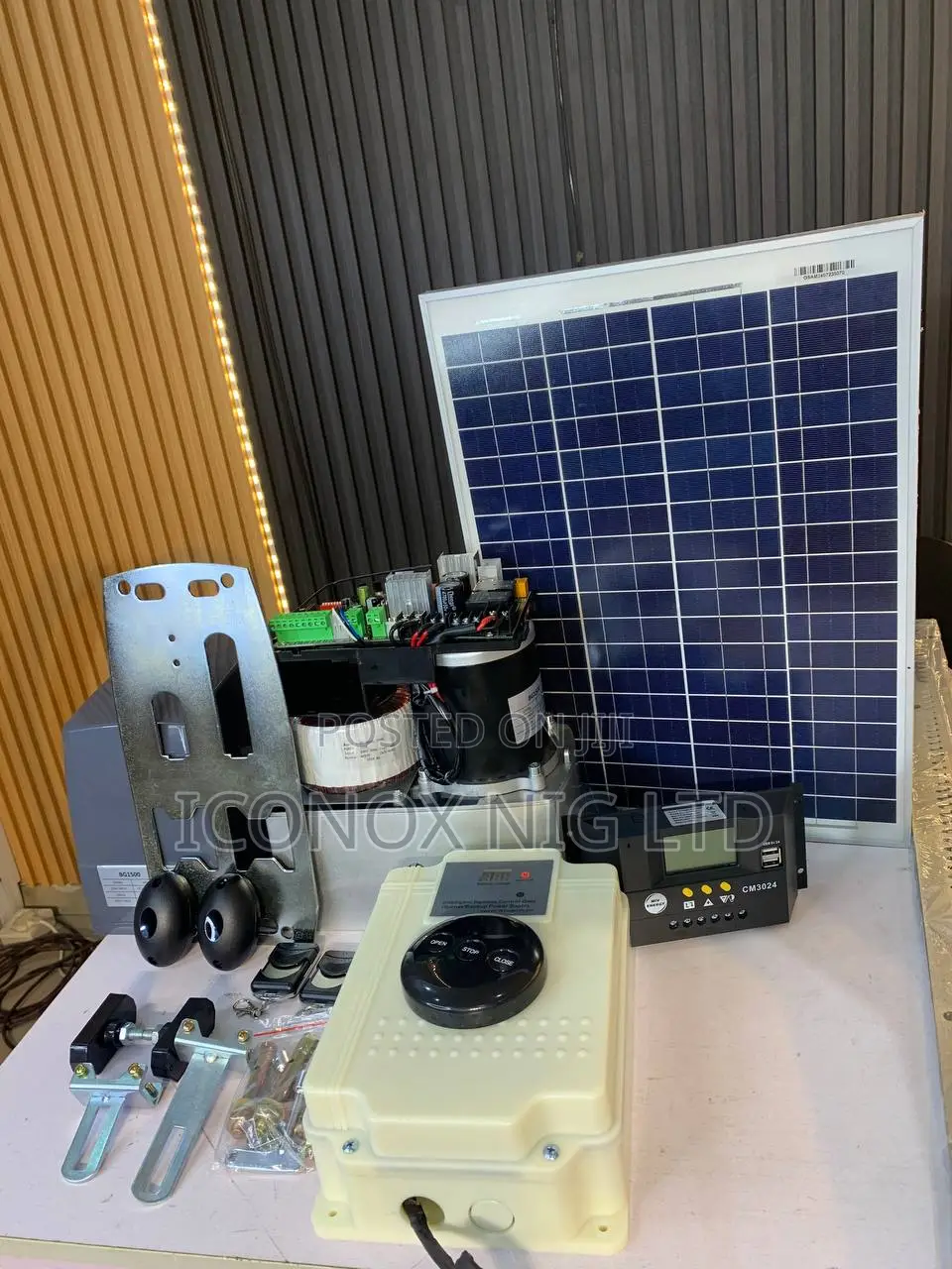 Automated Sliding Gate Operator With Solar Panels and Batter