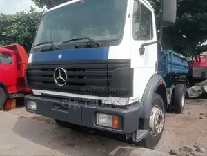 Mercedes Benz 1820 Tipper Truck