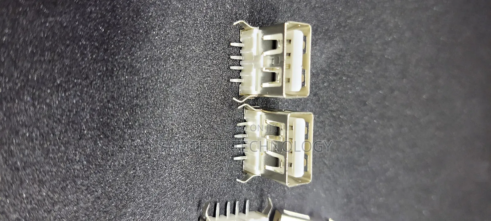 Female USB Port