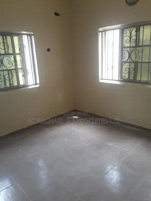 3bdrm Apartment in Greenfield Estate, Ago Palace for rent