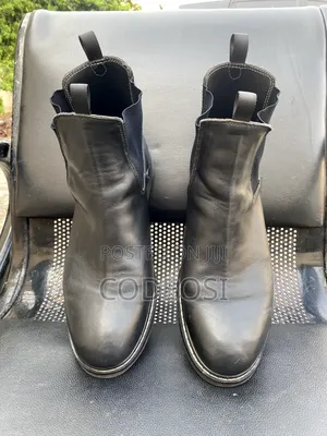 Black Chelsea Boots