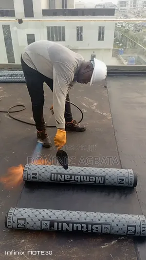 Photo - Sure-Handed Waterproofing Expert