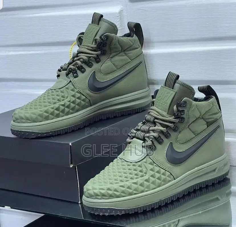 Nike Air Force Ankle Sneaker