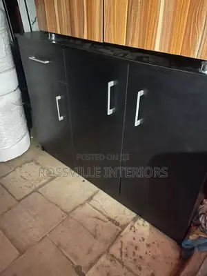 Chic Kitchen Cabinets 4ft