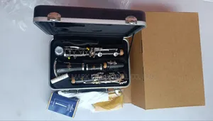 Hallmark UK Professional Ebony Clarinet