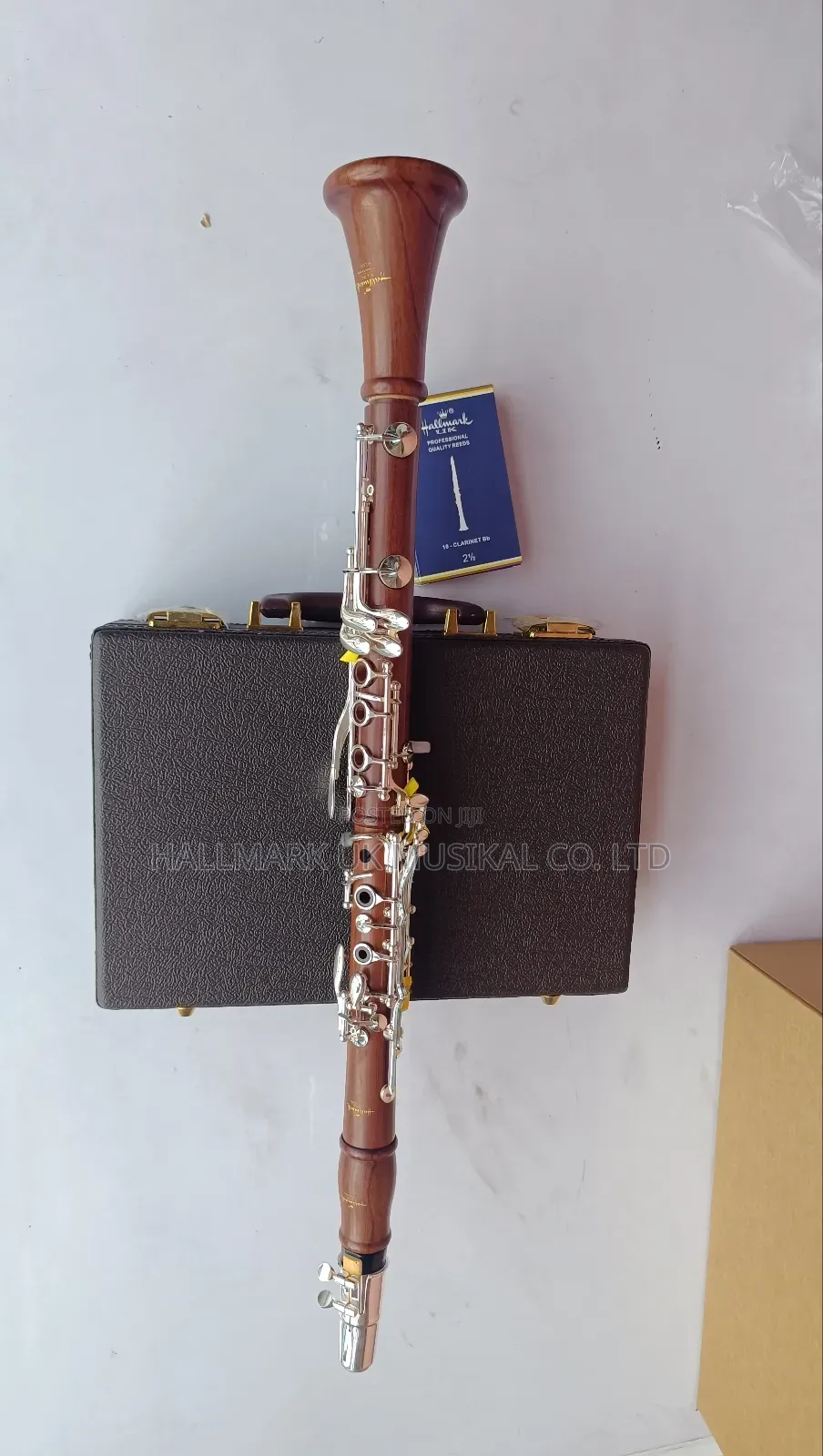 Hallmark UK Rosé Wood Clarinet